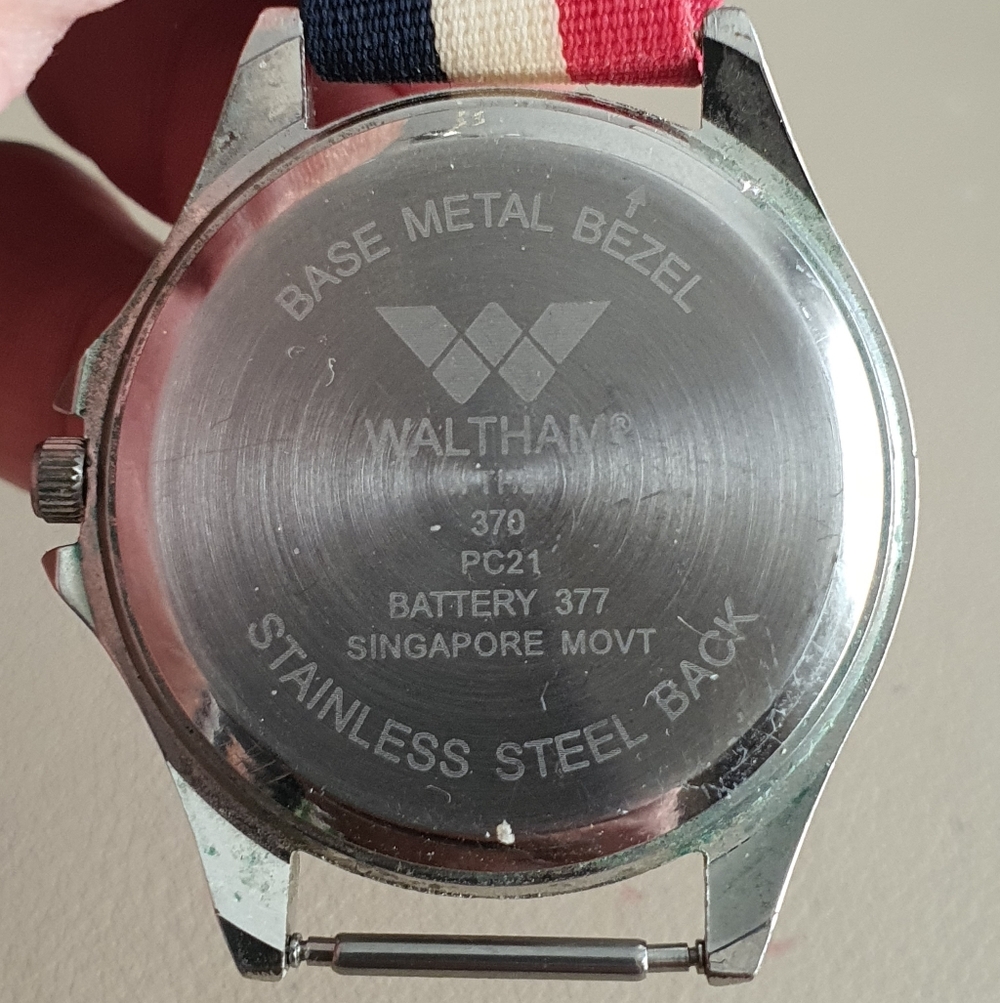 Waltham Silver/White Nylon Men's Watch - Picture 4 of 4